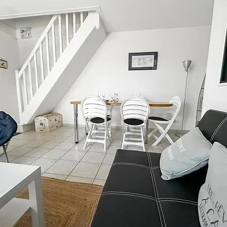 Maison Cosy A Deux Pas Du Port Et De La - Port Guillaume Nyaraló *