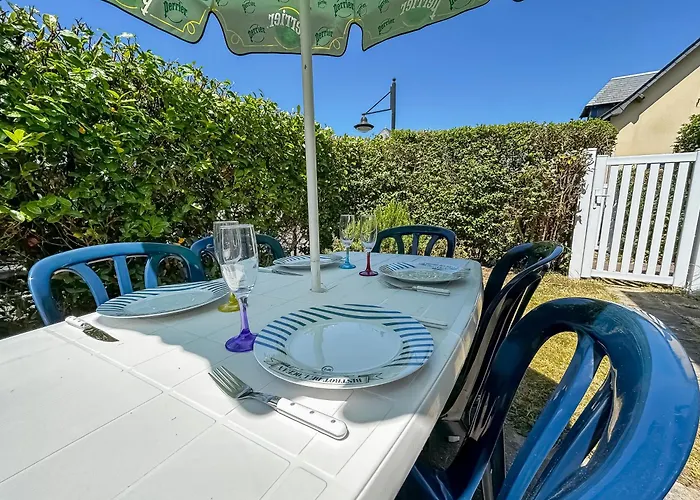 Maison Cosy Avec Terrasse Port Et Plage A Pied Semesterbostad